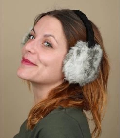 Barts Fell-Ohrenschützer Kaninchen