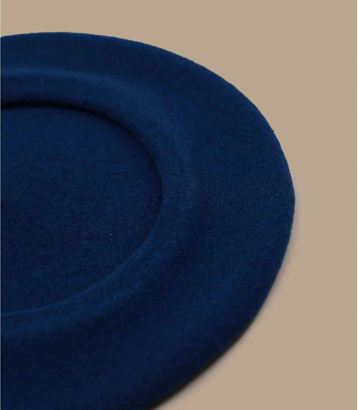 Paris Paon – Bild 3