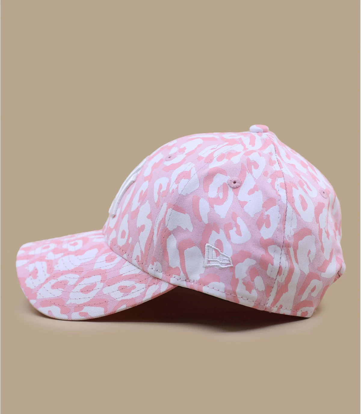 NEW ERA Wmn All Over Print 940 NY Pink - Image 4