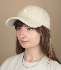 NEW ERA Wmn Teddy Cap 9Forty NY Stone